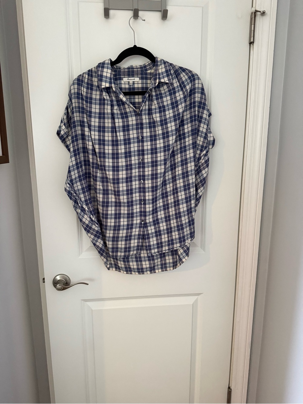 Madewell Blue and White Plaid Button-Down Shirt